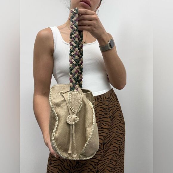 Valerie Steven’s Beige Leather Small Bucket Shoukder Bag Braided Leather Strap - Picture 16 of 16